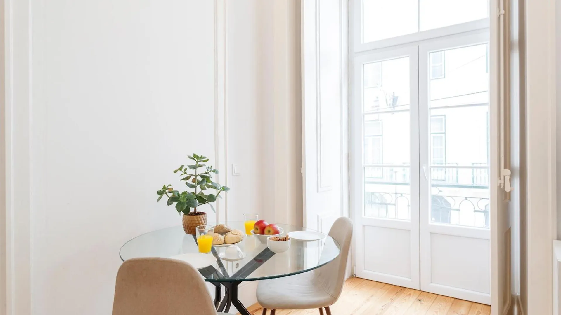 アパート Modern Apartament In The Heart Of Chiado リスボン